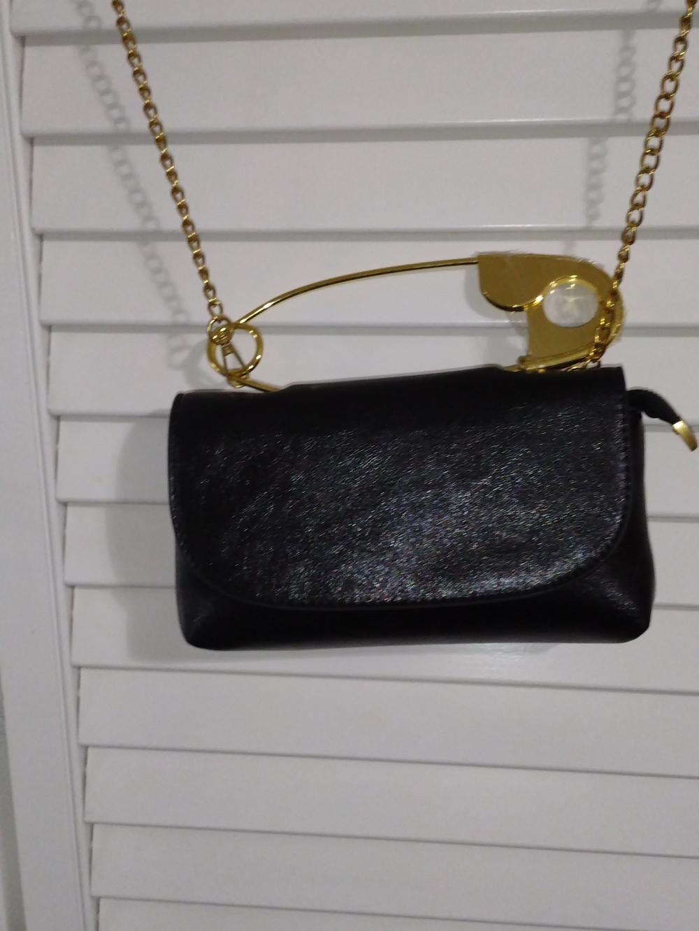Classic Black Leather Crossbody Bag with Gold Chain
